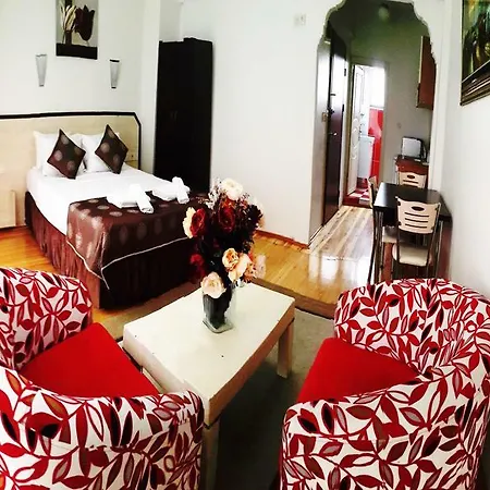 Myra Apartment *